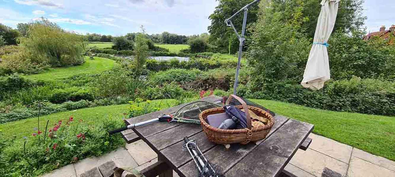 Sweet chestnut bark trug 