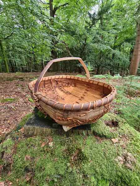 Sweet chestnut bark trug finished!
